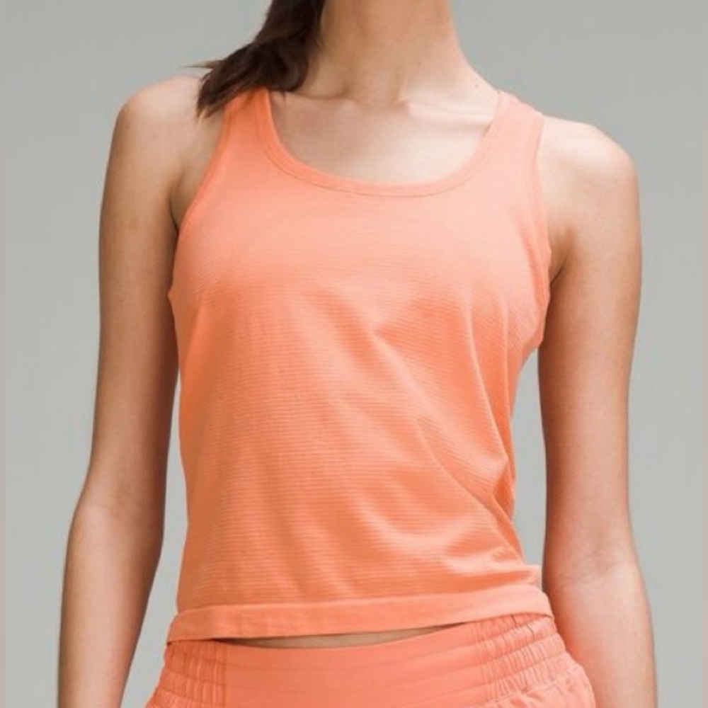 Swiftly Tech Racerback Tank Top 2.0 *Waist Length Coral Kiss/Coral Kiss. NWT!!
